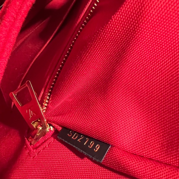 Beautiful Louis Vuitton Reverse On the go GM tote bag! - Picture 14 of 14